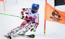 Holly claims Gold in Giant Slalom Holly claims Gold in Giant Slalom