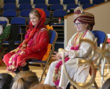 Bringing Hinduism to Life Bringing Hinduism to Life