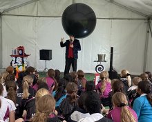 Magic Show! Magic Show!