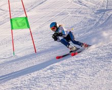 Amelia Skis into 2022 Amelia Skis into 2022