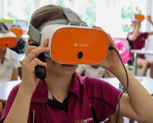 Junior School Goes Virtual Junior School Goes Virtual