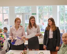 BGS Hosts Lunch Club BGS Hosts Lunch Club