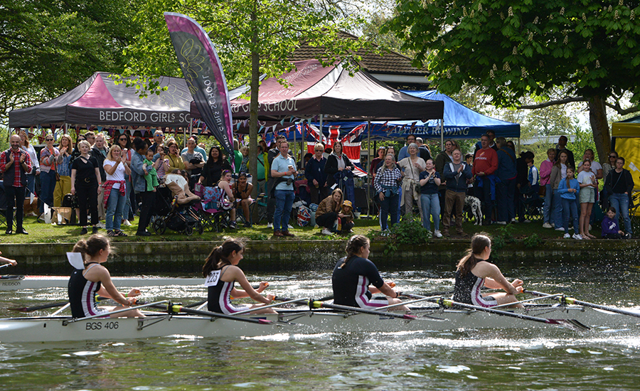 BGS students rowing