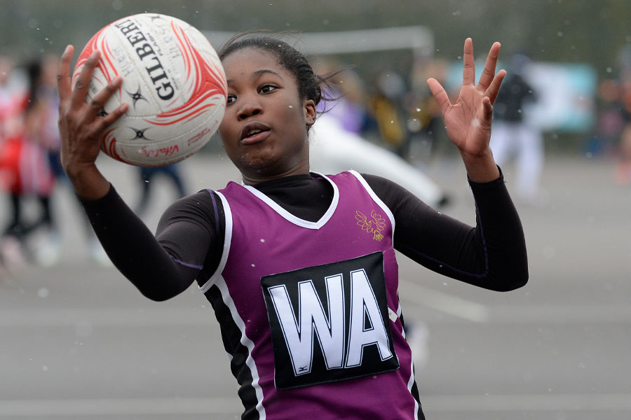 BGS student playing netball